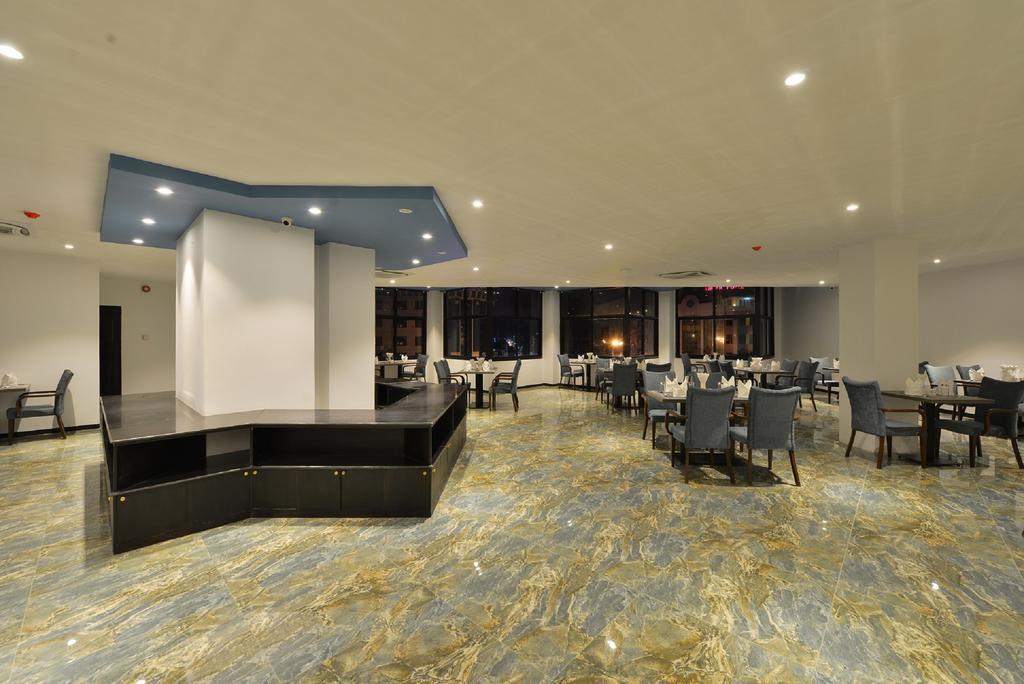 Hotel Marvel Mandalay Luaran gambar