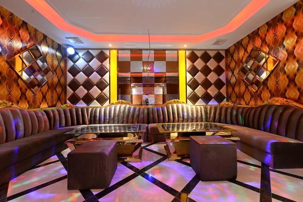 Hotel Marvel Mandalay Luaran gambar