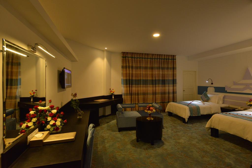 Hotel Marvel Mandalay Luaran gambar