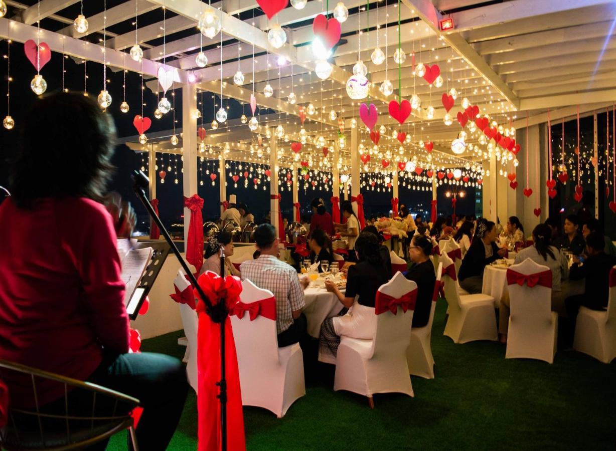 Hotel Marvel Mandalay Luaran gambar